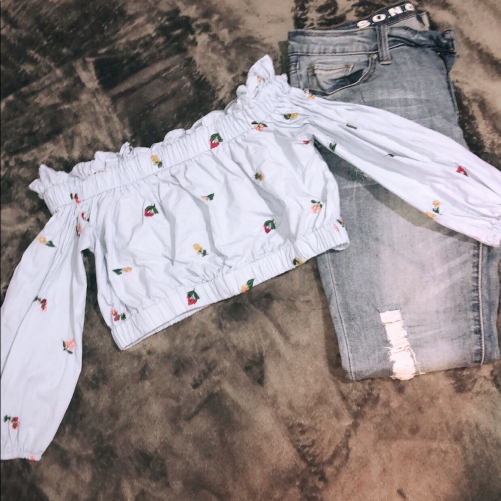 Un traje completo pantalón & camisa